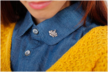 Load image into Gallery viewer, Trendy Jewelry GoldSilver Color Crown Shape Unisex's Pin Brooch For Gift Christmas