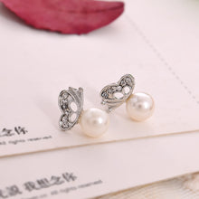 Load image into Gallery viewer, Butterfly Diamond Pearl Earrings For Women