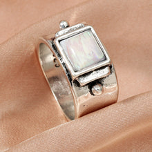 Load image into Gallery viewer, Rings European And American Engagement And Wedding Souvenir Gemstone Rings