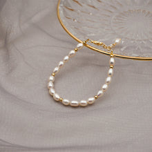 Load image into Gallery viewer, Simple Ladies Handmade Baroque Pearl Hand Jewelry