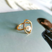 Load image into Gallery viewer, Dainty Faux Pearl Ring for Women Minimalist Rings