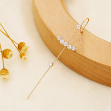 Load image into Gallery viewer, Rhinestone Piercing Ear Hanging Single
