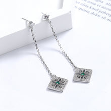 Load image into Gallery viewer, Fringe Earrings Emerald Diamond Earring Earrings