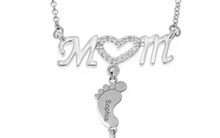 Load image into Gallery viewer, Mothers Day Gift Baby Feet Crystal Pendant Mom Necklace Personalized Custom Names Choker For Ladies