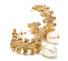 Load image into Gallery viewer, Big Pearl Pendants Earring For Women
