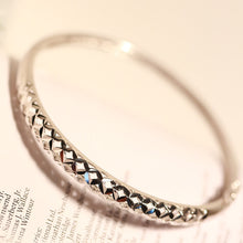Load image into Gallery viewer, Simple and versatile bracelet
