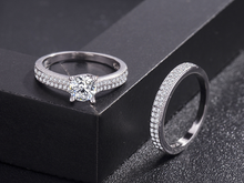 Load image into Gallery viewer, Topaz zircon wax inlaid platinum ring couple couple ring wedding engagement ring
