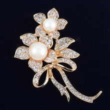 Load image into Gallery viewer, Bow Pearl Brooch For Women
