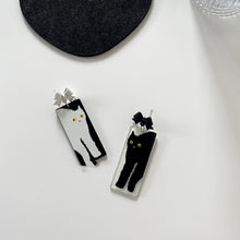 Load image into Gallery viewer, Peach Baby Asymmetric Cat Stud Earrings
