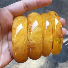 Load image into Gallery viewer, Bracelet Chaise Bracelet Children Old Amber Raw Ore Chicken Butter Yellow Non-optimized Net Beauty Bracelet

