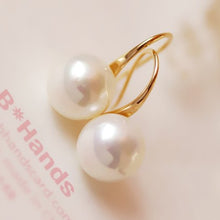 Load image into Gallery viewer, Simple pearl earrings for women
