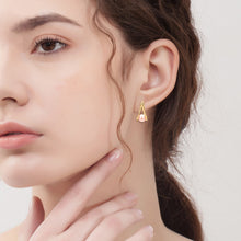 Load image into Gallery viewer, 925 Sterling Silver Small Hoop Earring Pearl Hoop Earrings Ocean Wave Earrings for Women Gifts

