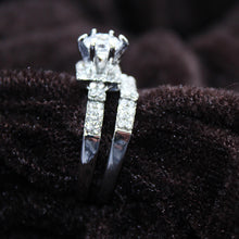 Load image into Gallery viewer, Couple Creative Engagement Ring
