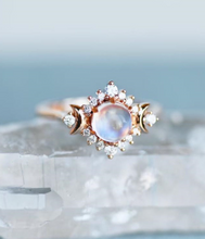 Load image into Gallery viewer, Fashion Rings

