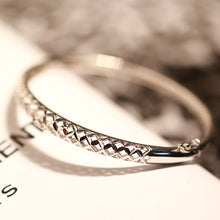 Load image into Gallery viewer, Simple and versatile bracelet

