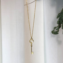 Load image into Gallery viewer, Sterling Silver Key Necklace Design Necklace Necklace
