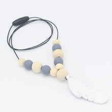 Load image into Gallery viewer, Baby Soothing Teether Protects Safety Baby Teether Necklace
